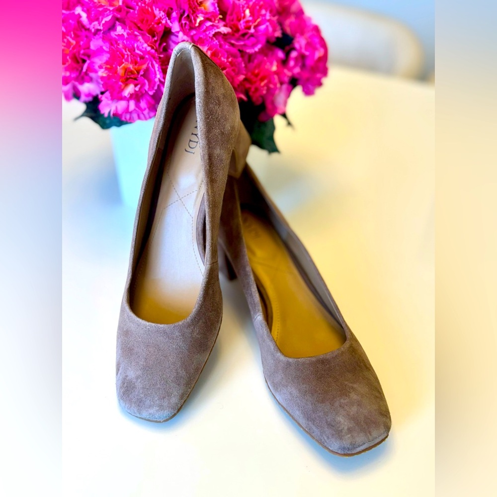 NYDJ Fayks Suede Pumps – Size 9M – Mink Taupe – Square Toe Block Heel - NIB